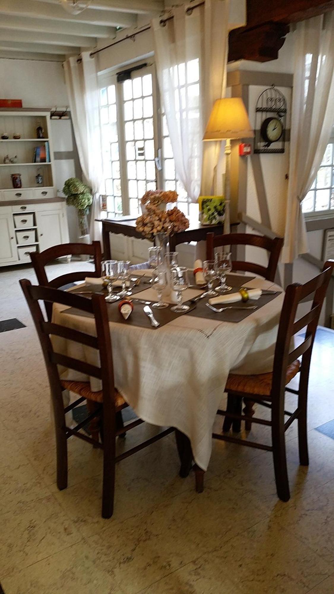 Logis Hotel & Restaurant 